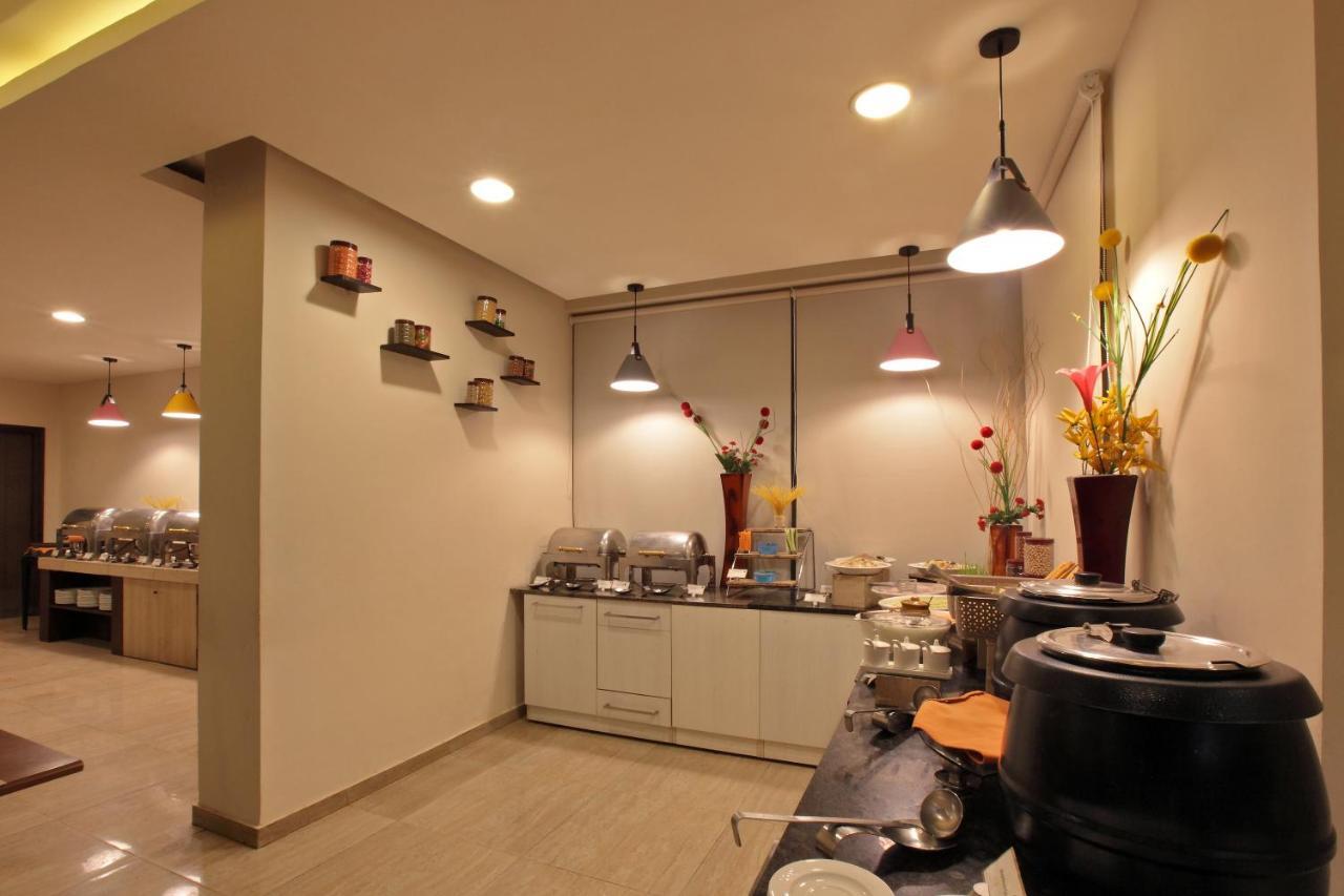 Starlit Suites Bangalore Kammasandra Exterior photo