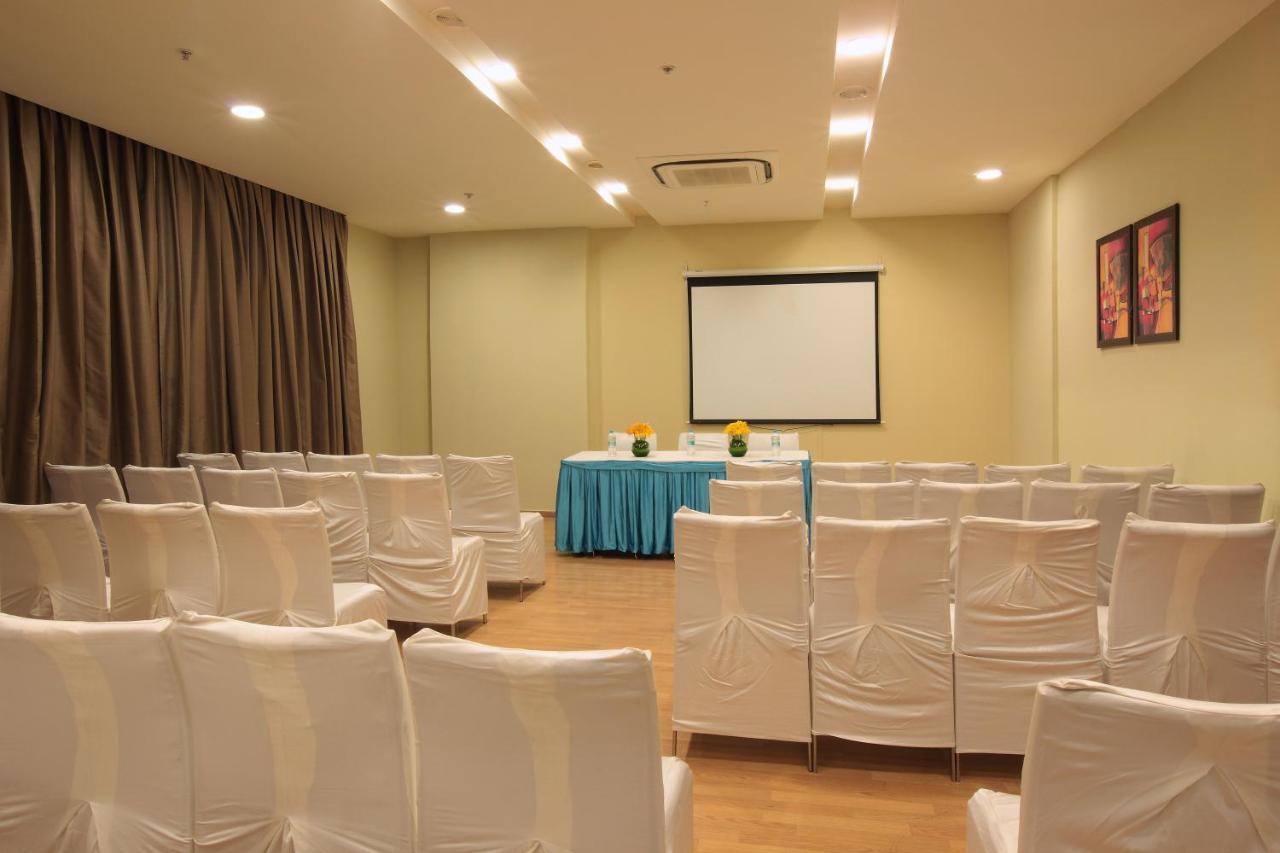 Starlit Suites Bangalore Kammasandra Exterior photo