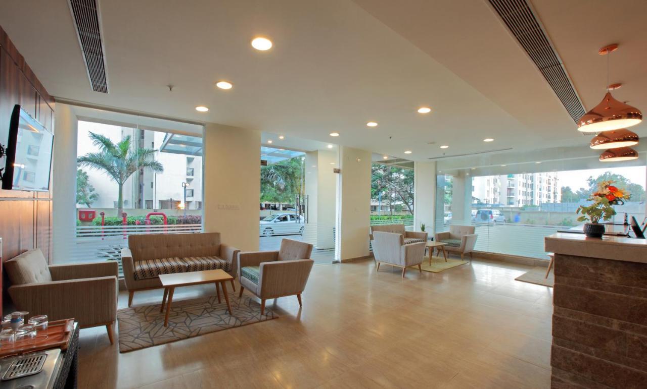 Starlit Suites Bangalore Kammasandra Exterior photo